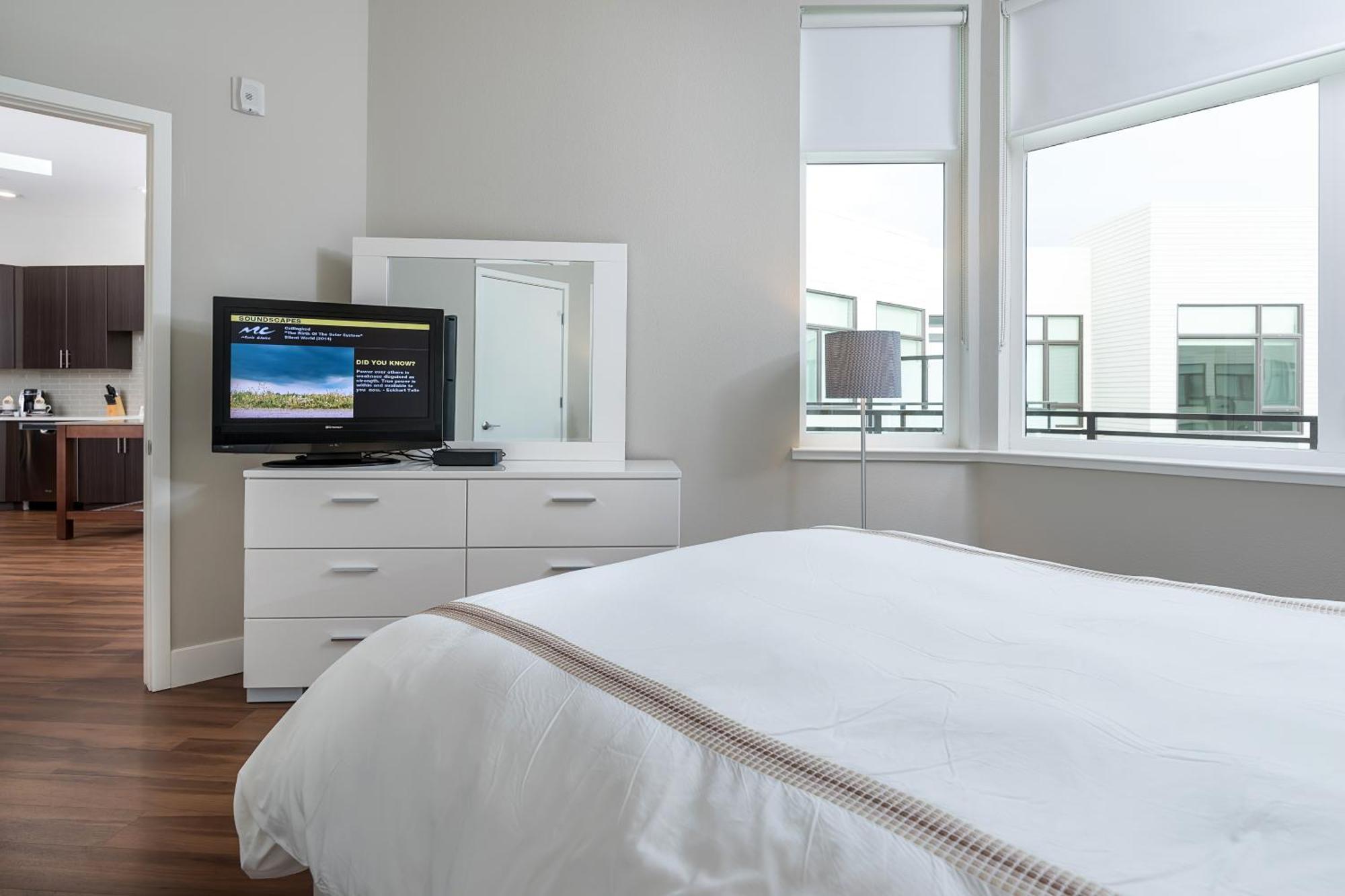 Global Luxury Suites At Downtown ماونتن فيو، كاليفورنيا الغرفة الصورة