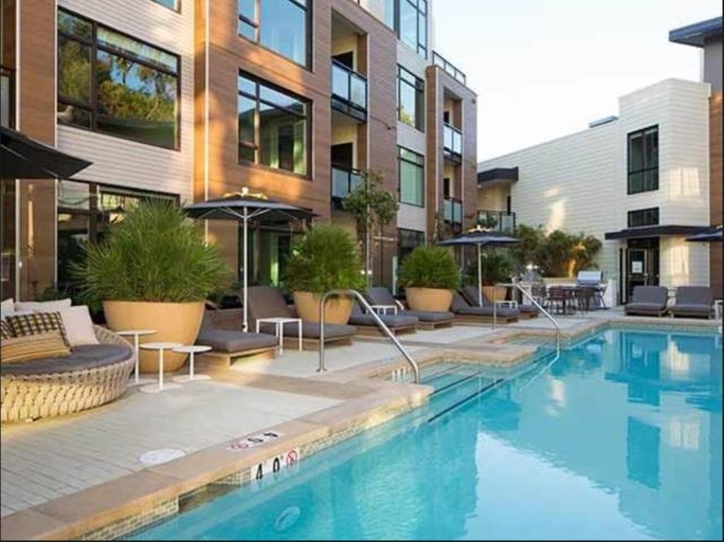 Global Luxury Suites At Downtown ماونتن فيو، كاليفورنيا المظهر الخارجي الصورة